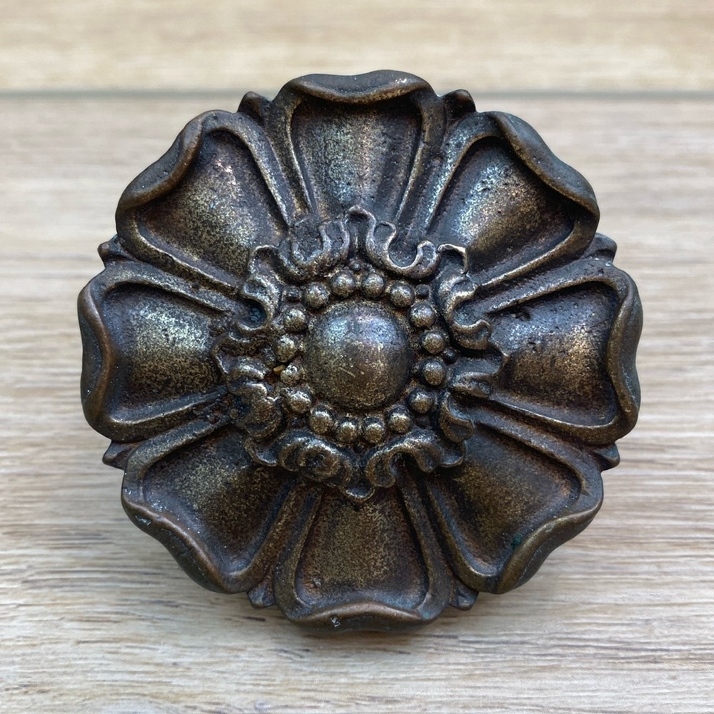 Vintage Flower Door‎ Pull